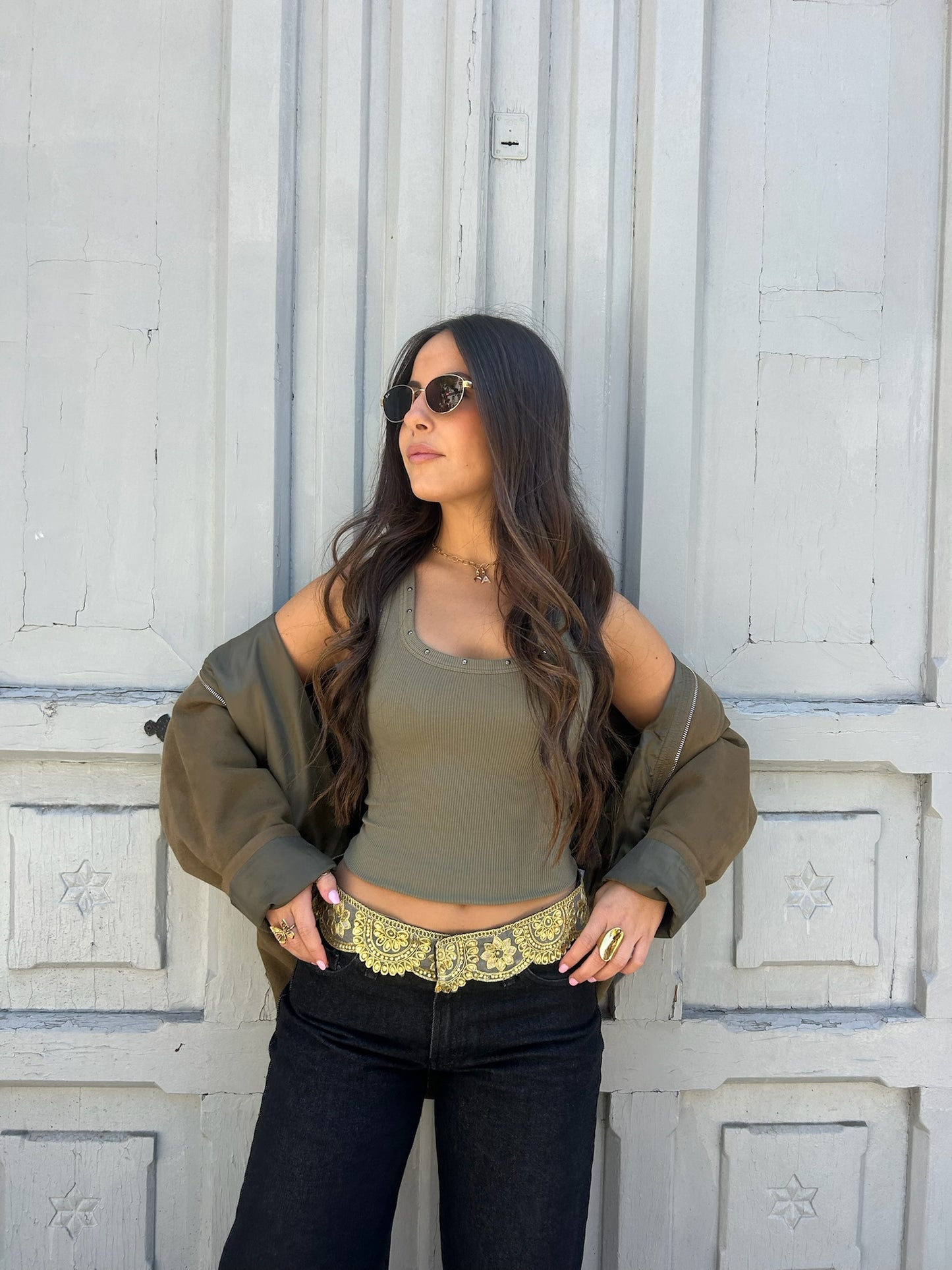 GOLD BELT JEANS